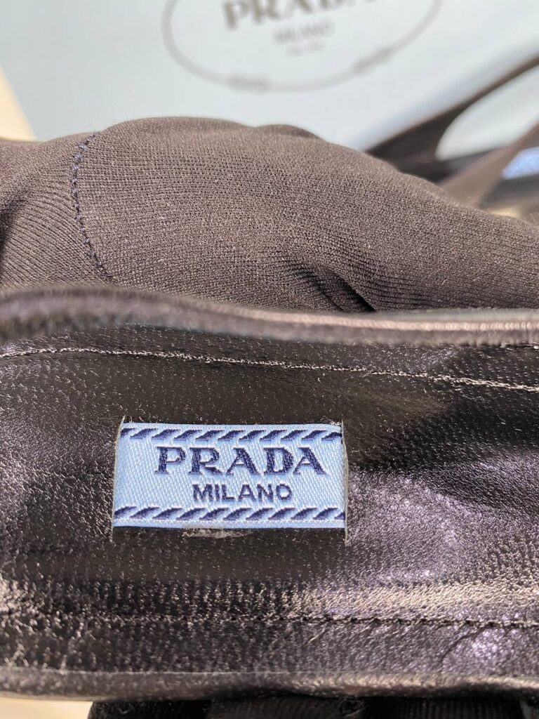 prada ayakkabi babet siyah
