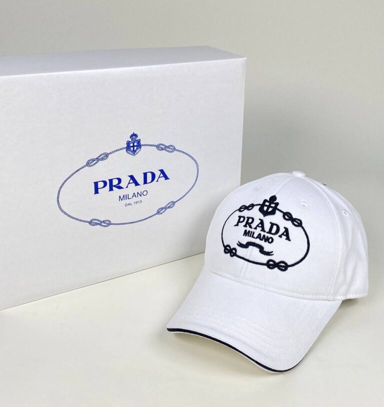 prada sapka beyaz siyah logo standart beden