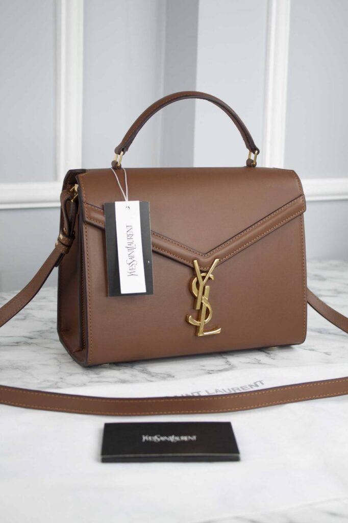 yves saint laurent canta cassandra top handle medium taba 20x16x7.5 cm