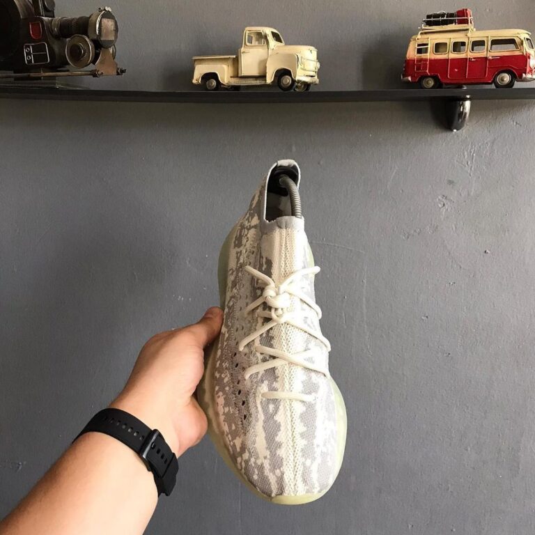 adidas ayakkabi sneakers yeezy 380 gri krem ithal