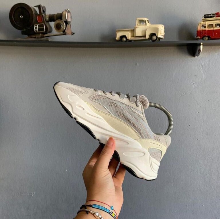 adidas ayakkabi sneakers yeezy 700 gri ithal