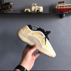 adidas ayakkabi sneakers yeezy 700 krem ithal