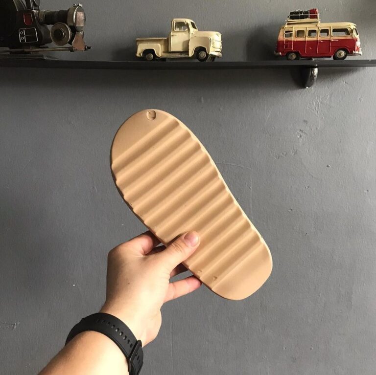 adidas terlik yeezy slide krem unisex