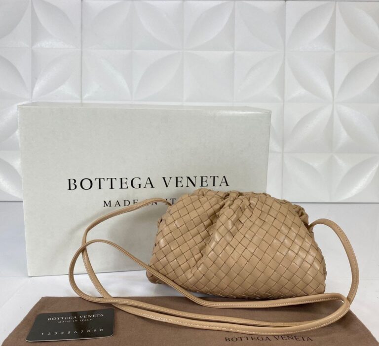 bottega veneta canta deri the pouch mini boy nude 22x12 cm orgulu