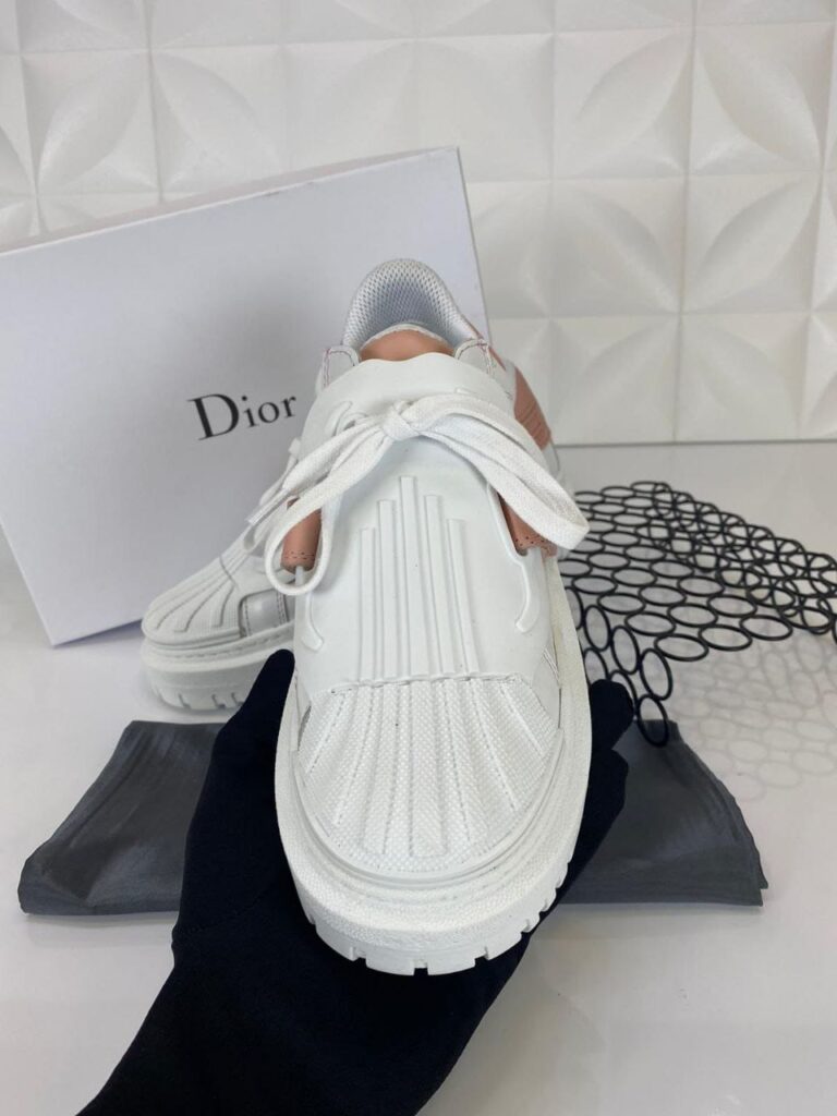 christian dior ayakkabi id kadin sneakers pudra beyaz ithal