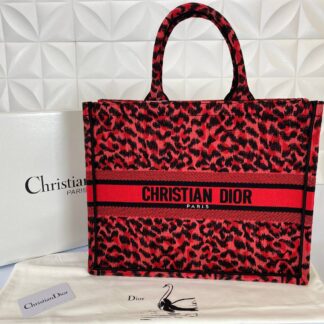 christian dior canta kirmizi tote leopar desenli buyuk 42x36 cm