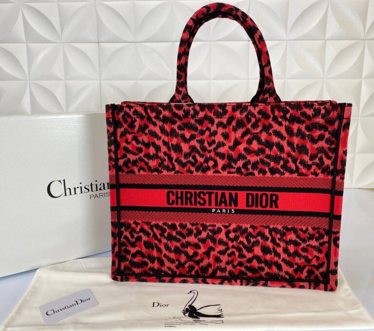 christian dior canta kirmizi tote leopar desenli buyuk 42x36 cm
