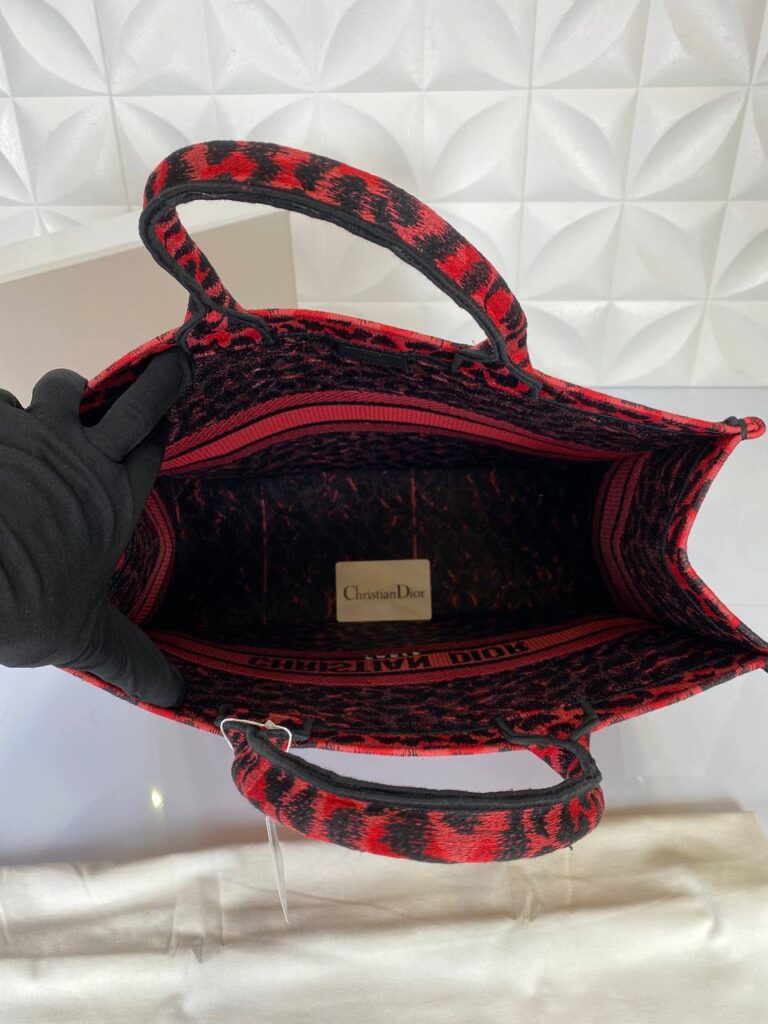 christian dior canta kirmizi tote leopar desenli buyuk 42x36 cm