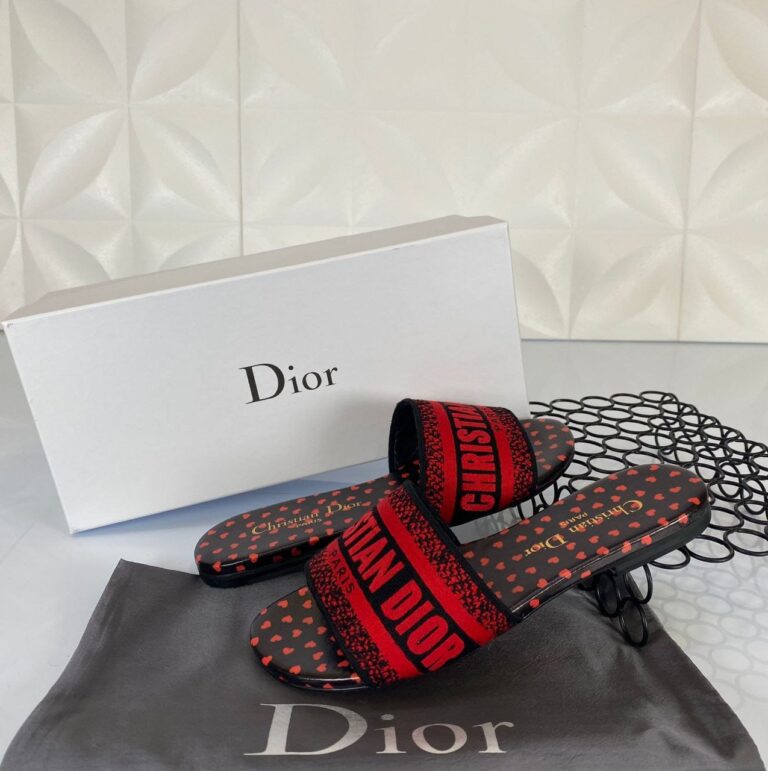 christian dior terlik kirmizi nakisli kalpli dway ithal