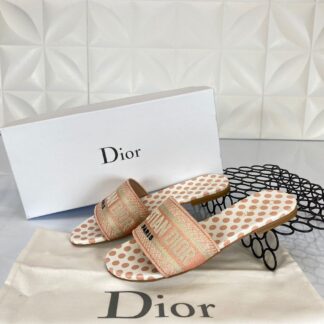 christian dior terlik pembe beyaz nakisli dway ithal