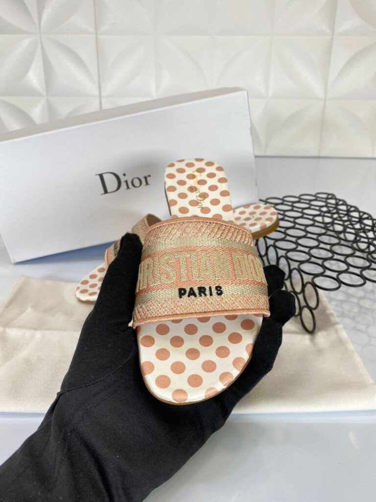 christian dior terlik pembe beyaz nakisli dway ithal