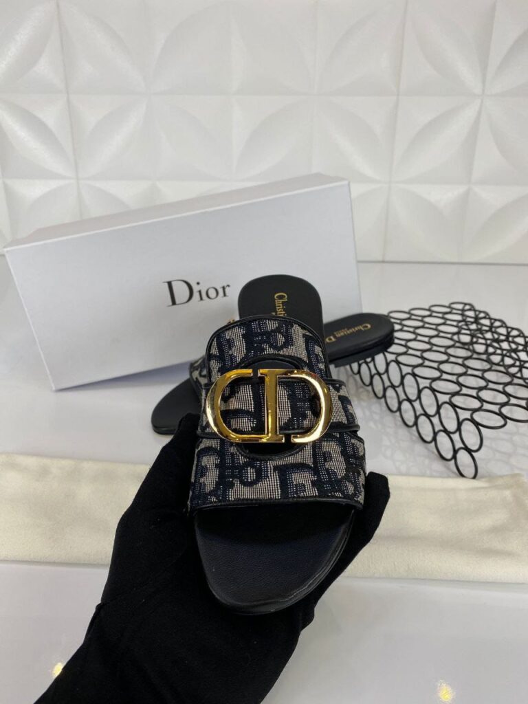christian dior terlik siyah nakisli mule 30 montaigne deri