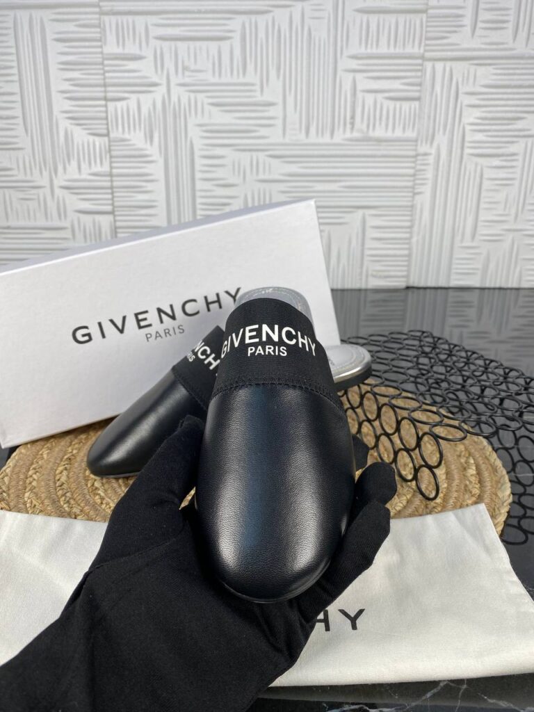 givenchy terlik siyah ithal