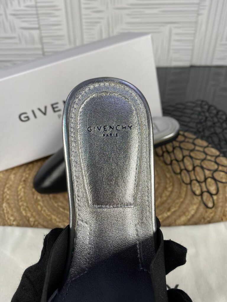 givenchy terlik siyah ithal