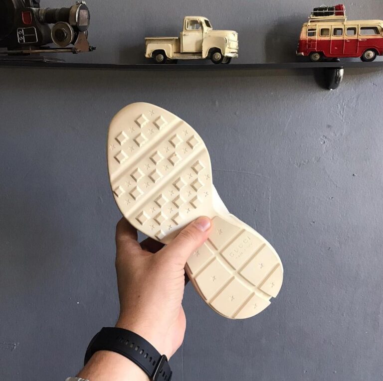 gucci ayakkabi sneakers yazili yeni sezon ithal