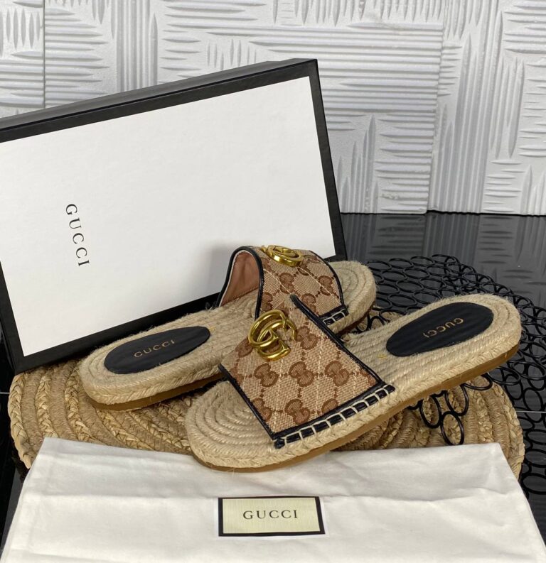 gucci terlik klasik logolu hakiki deri ithal