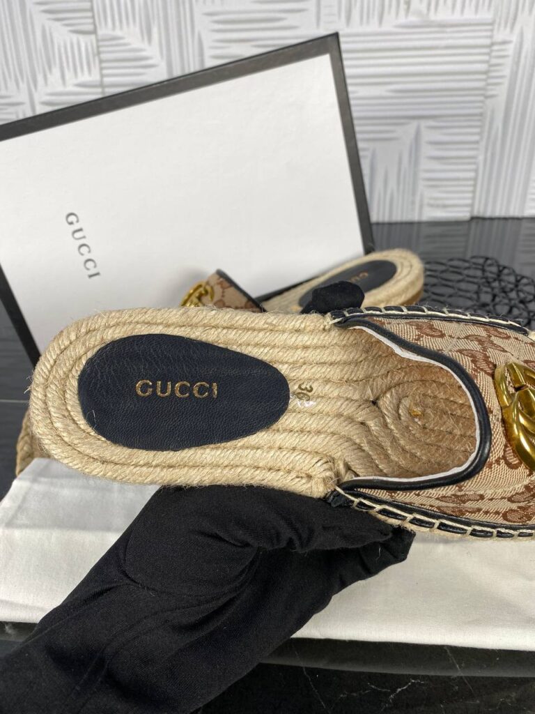 gucci terlik klasik logolu hakiki deri ithal