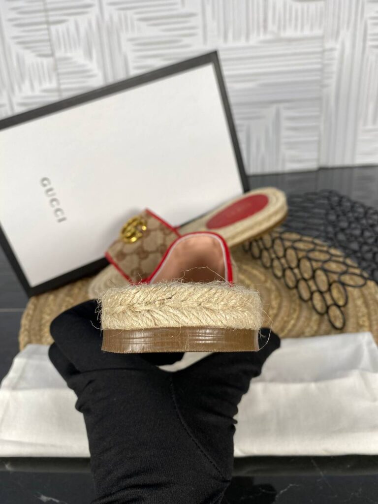 gucci terlik klasik logolu kirmizi hakiki deri ithal