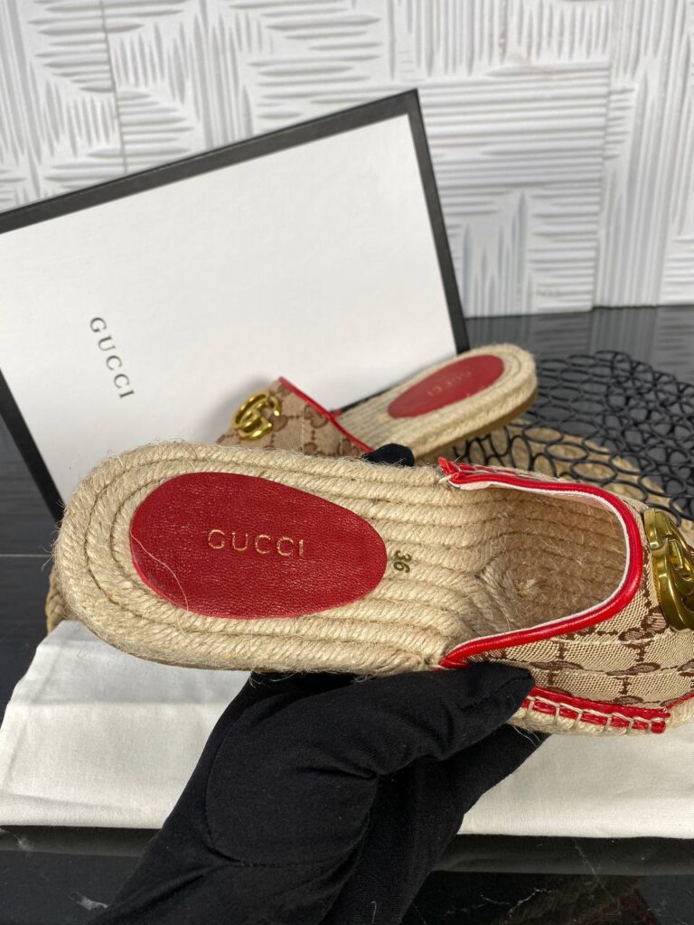 gucci terlik klasik logolu kirmizi hakiki deri ithal