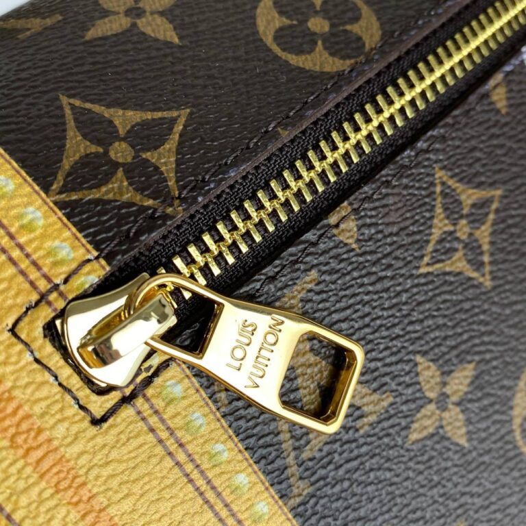 louis vuitton canta metis pochette trunk 25x19 cm