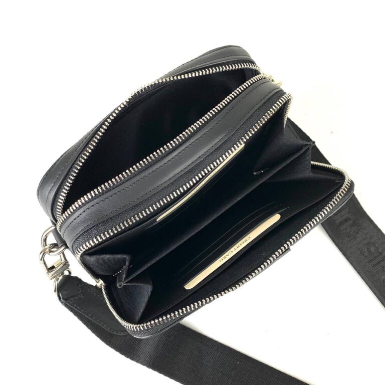louis vuitton canta postaci unisex siyah 18.5x11x6.5 cm