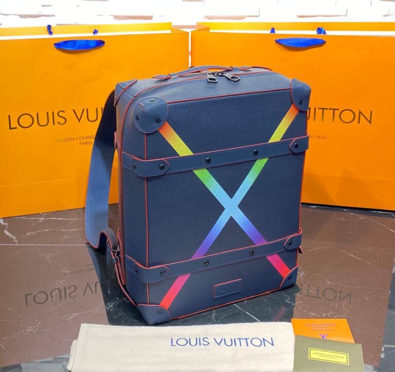 louis vuitton canta soft trunk sirt lacivert hakiki deri 28x38 cm