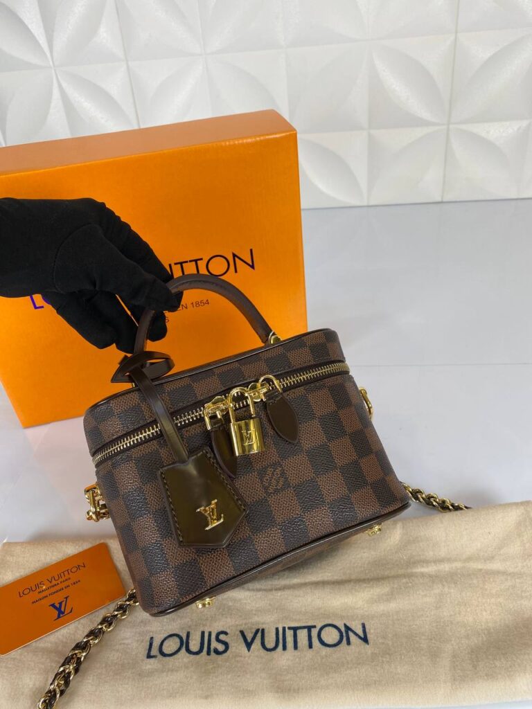 louis vuitton canta vanity pm kahve damier kucuk 19x13 cm