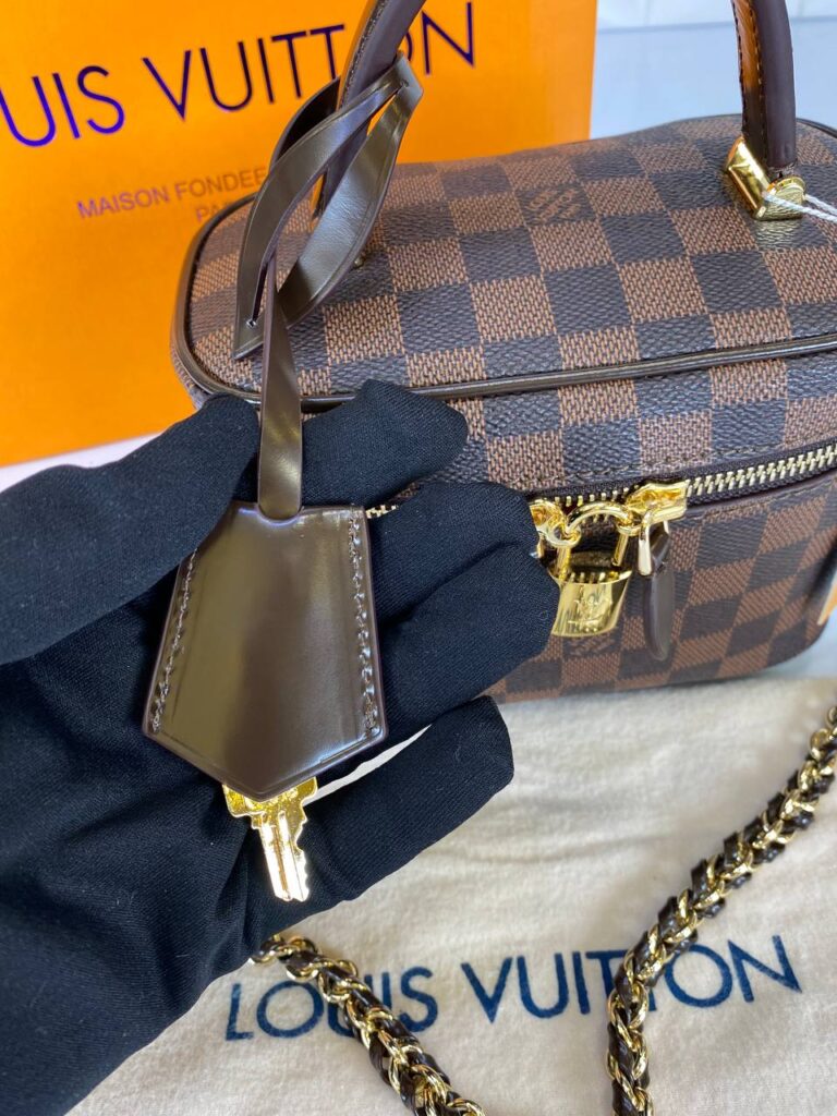 louis vuitton canta vanity pm kahve damier kucuk 19x13 cm