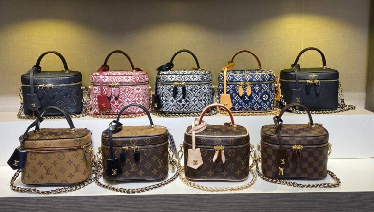louis vuitton canta vanity pm monogram kucuk 19x13 cm