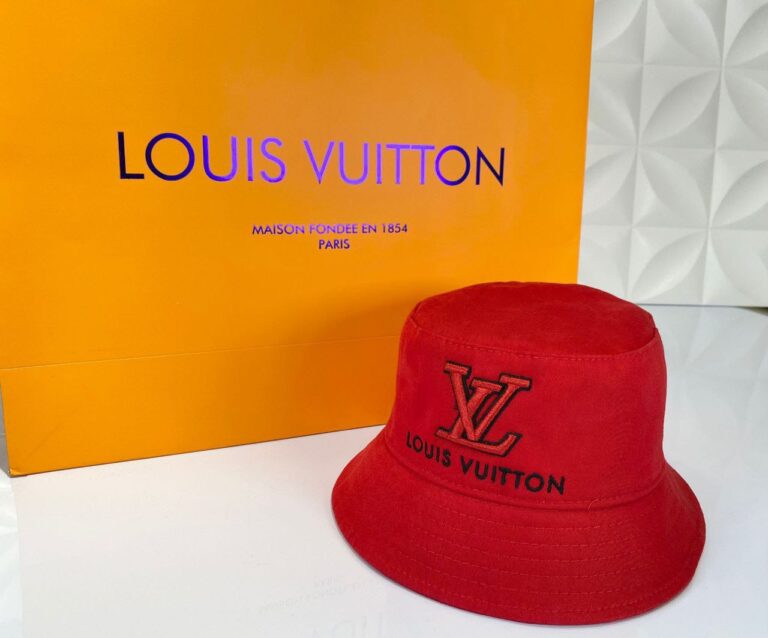 louis vuitton sapka kirmizi yeni sezon standart beden