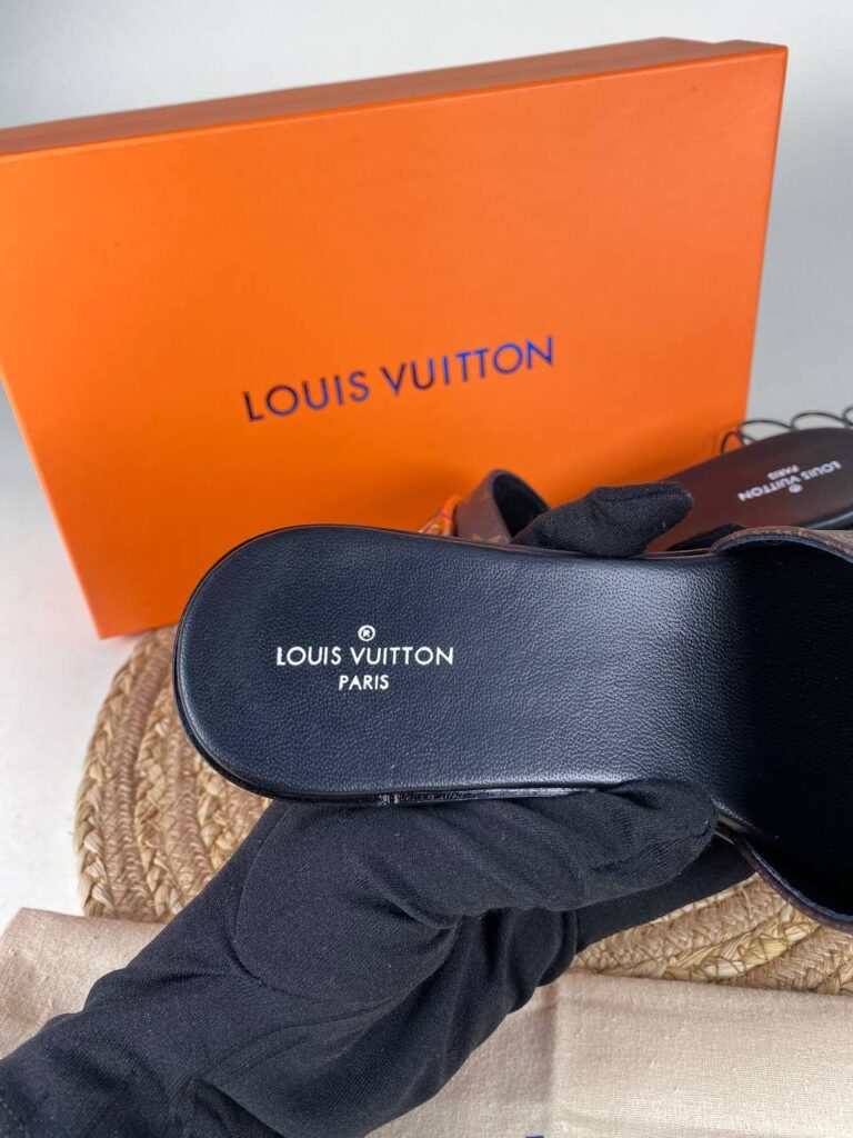 louis vuitton terlik siyah ithal