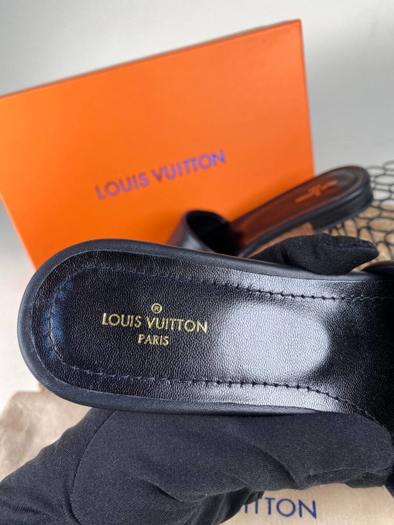 louis vuitton terlik siyah simetrik baski ithal
