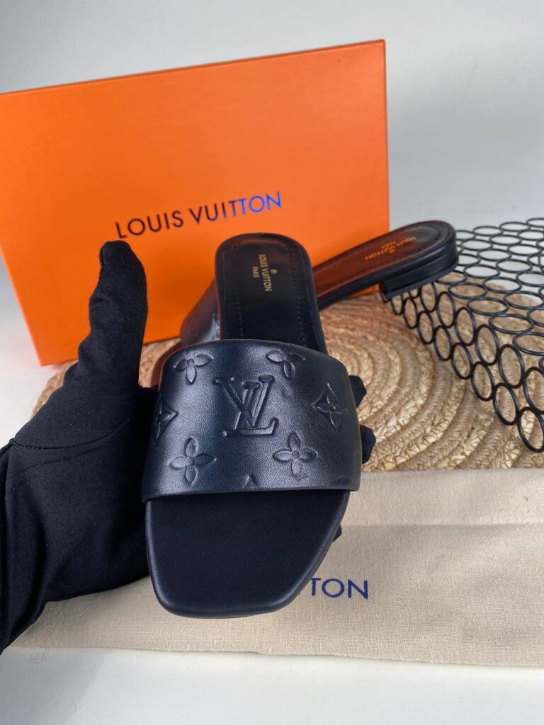 louis vuitton terlik siyah simetrik baski ithal