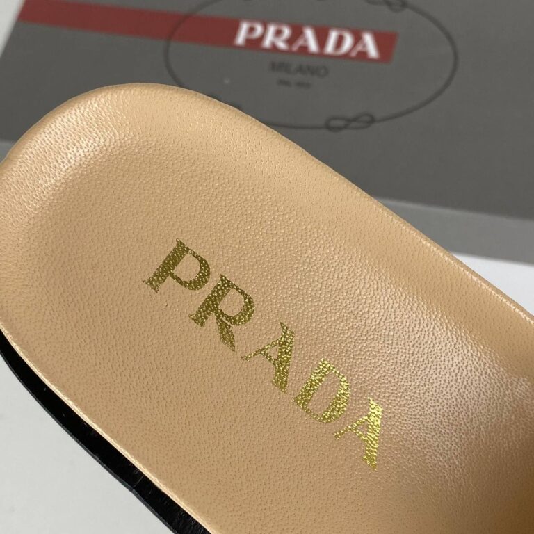 prada terlik quilted nude deri