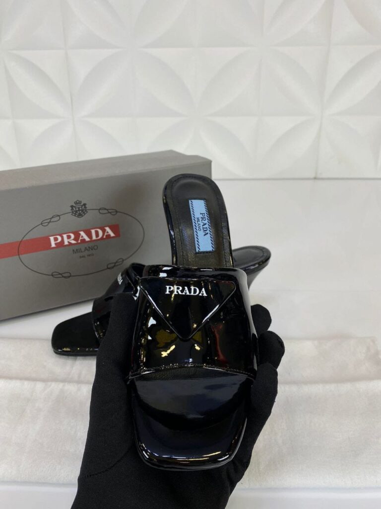 prada terlik rugan siyah topuklu 9 cm yeni sezon