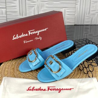 salvatore ferragamo terlik acik mavi gold toka