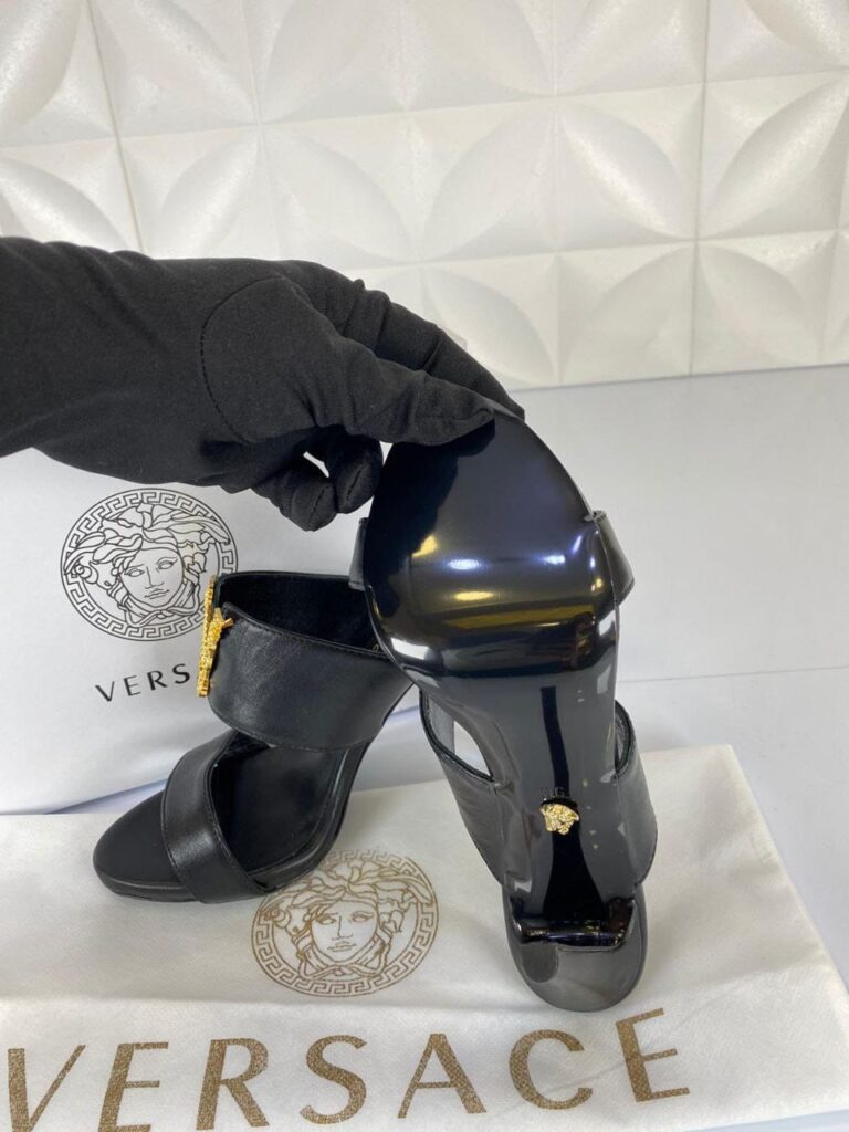 versace terlik vertus mulues topuklu 12 cm