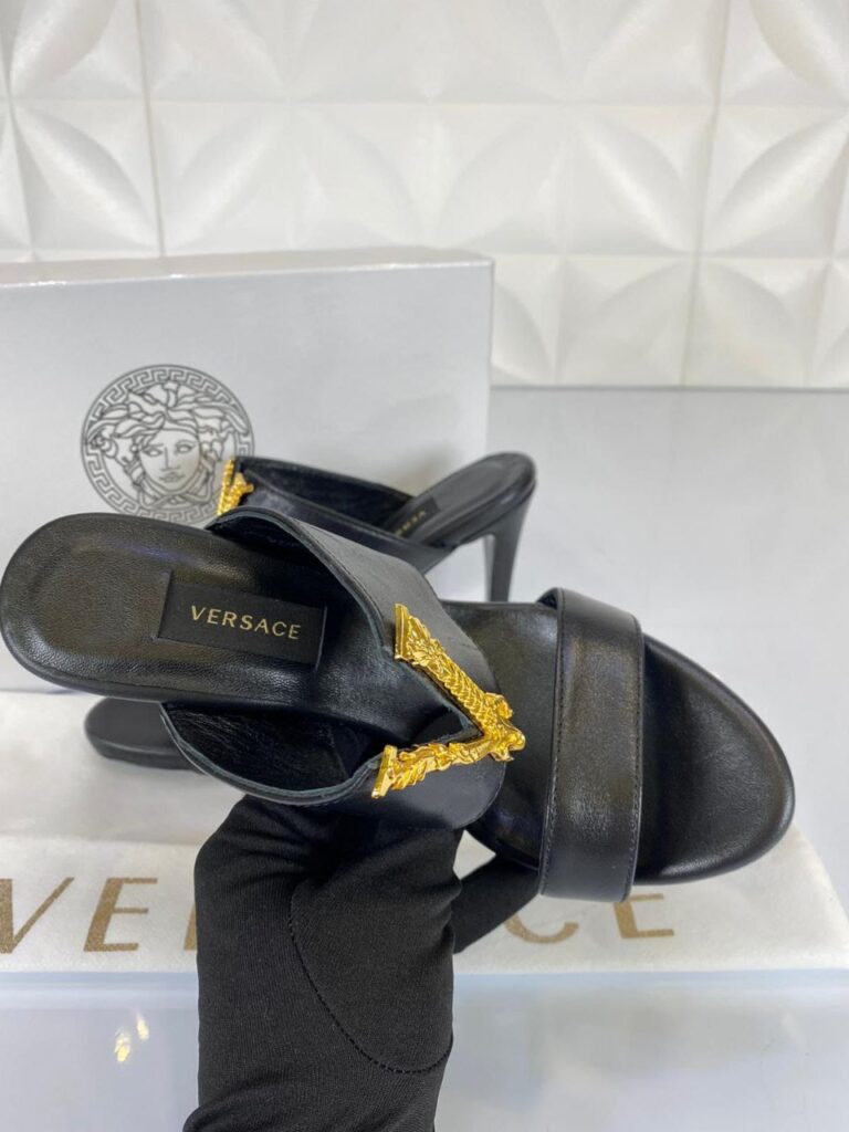 versace terlik vertus mulues topuklu 12 cm