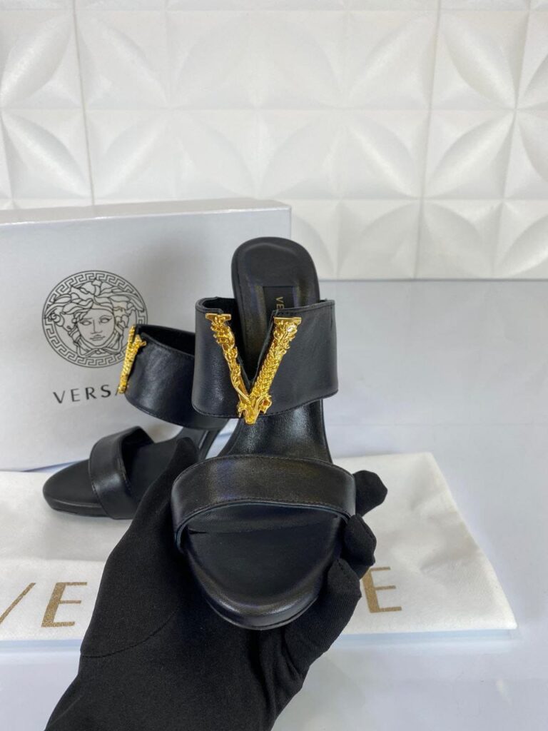 versace terlik vertus mulues topuklu 12 cm