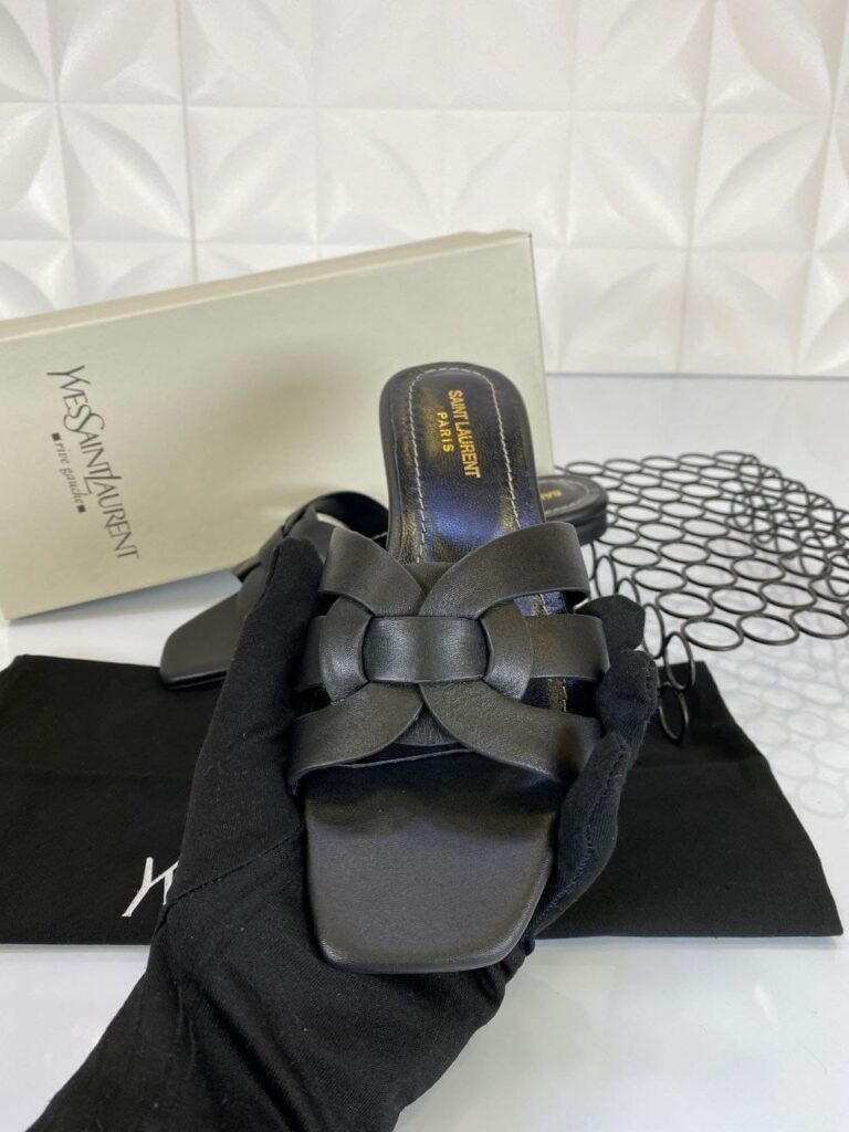 yves saint laurent terlik siyah deri yeni sezon