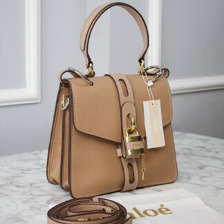 chloe canta medium aby day shoulder 27x30 cm