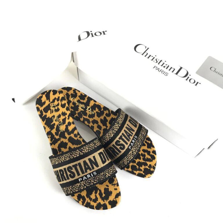 christian dior terlik dway mule leopar