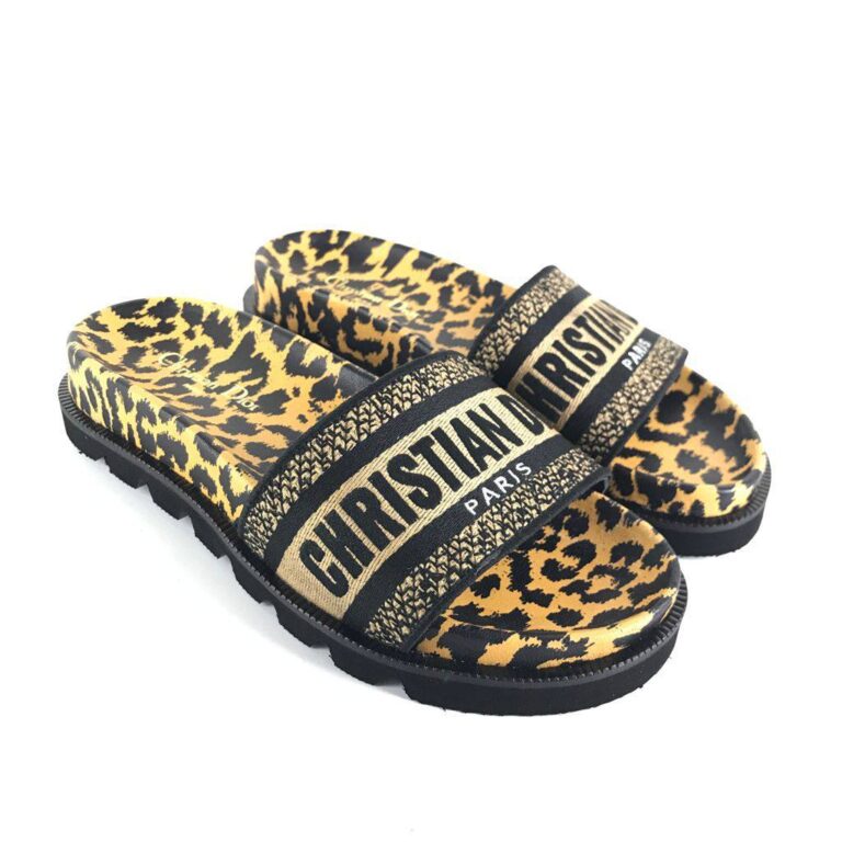 christian dior terlik dway wedge slide leopar