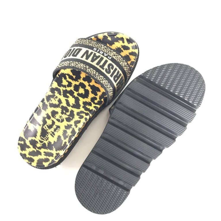 christian dior terlik dway wedge slide leopar