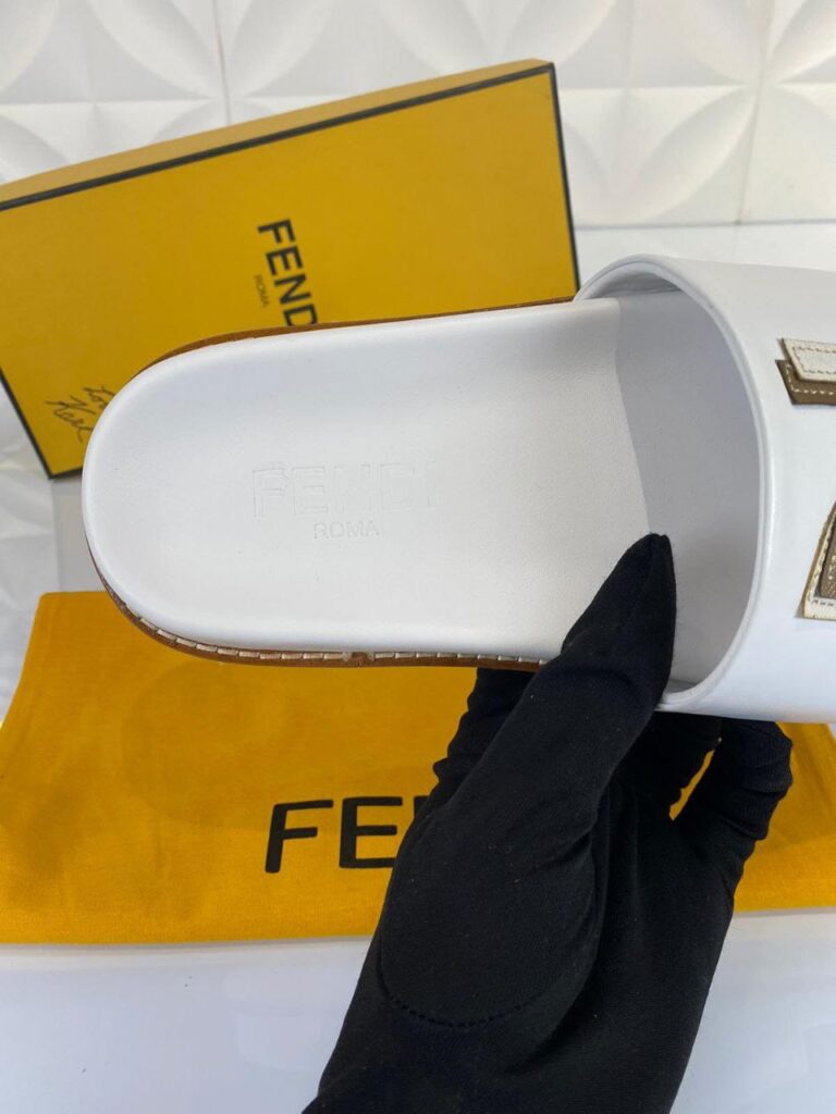 fendi terlik erkek beyaz yeni sezon