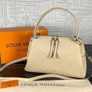 louis vuitton canta pontheu krem hakiki deri 36x26 cm