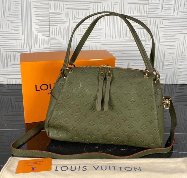 louis vuitton canta pontheu yesil hakiki deri 36x26 cm