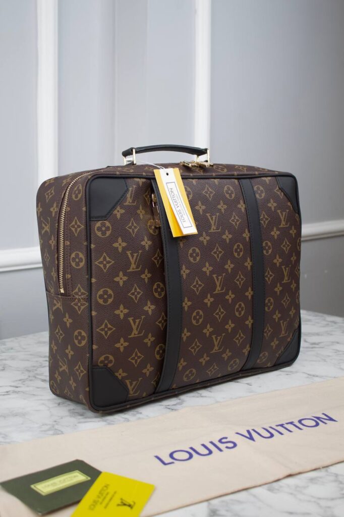 louis vuitton canta sirt ve evrak monogram kahve ithal 29x38.5x11 cm