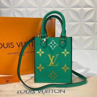louis vuitton canta yesil sac plat 13x17 cm deri buyuk desen