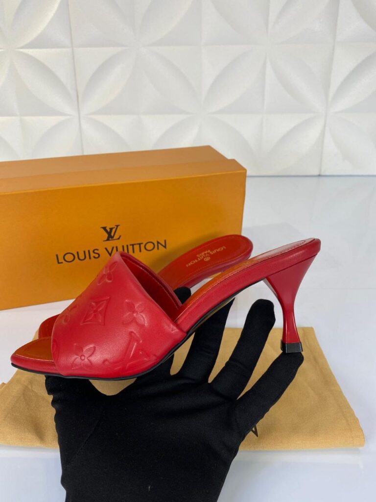 louis vuitton terlik topuklu kirmizi 6 cm ithal
